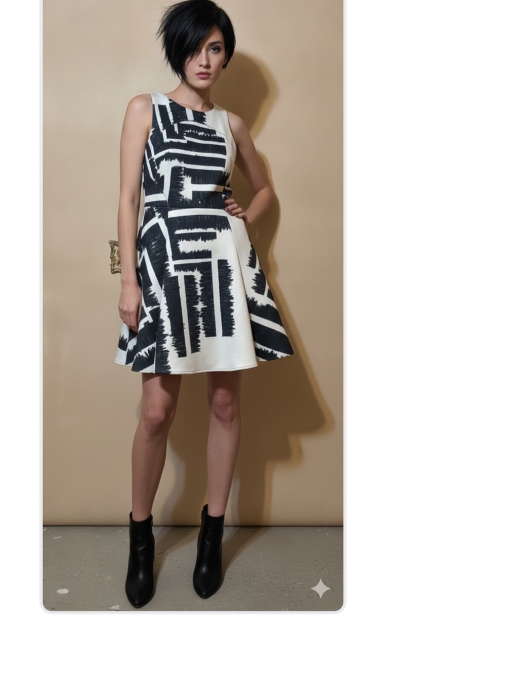 Hunter Bell Hannah Dress Size 8 Black White Abstract Neoprene Fit Flare $331